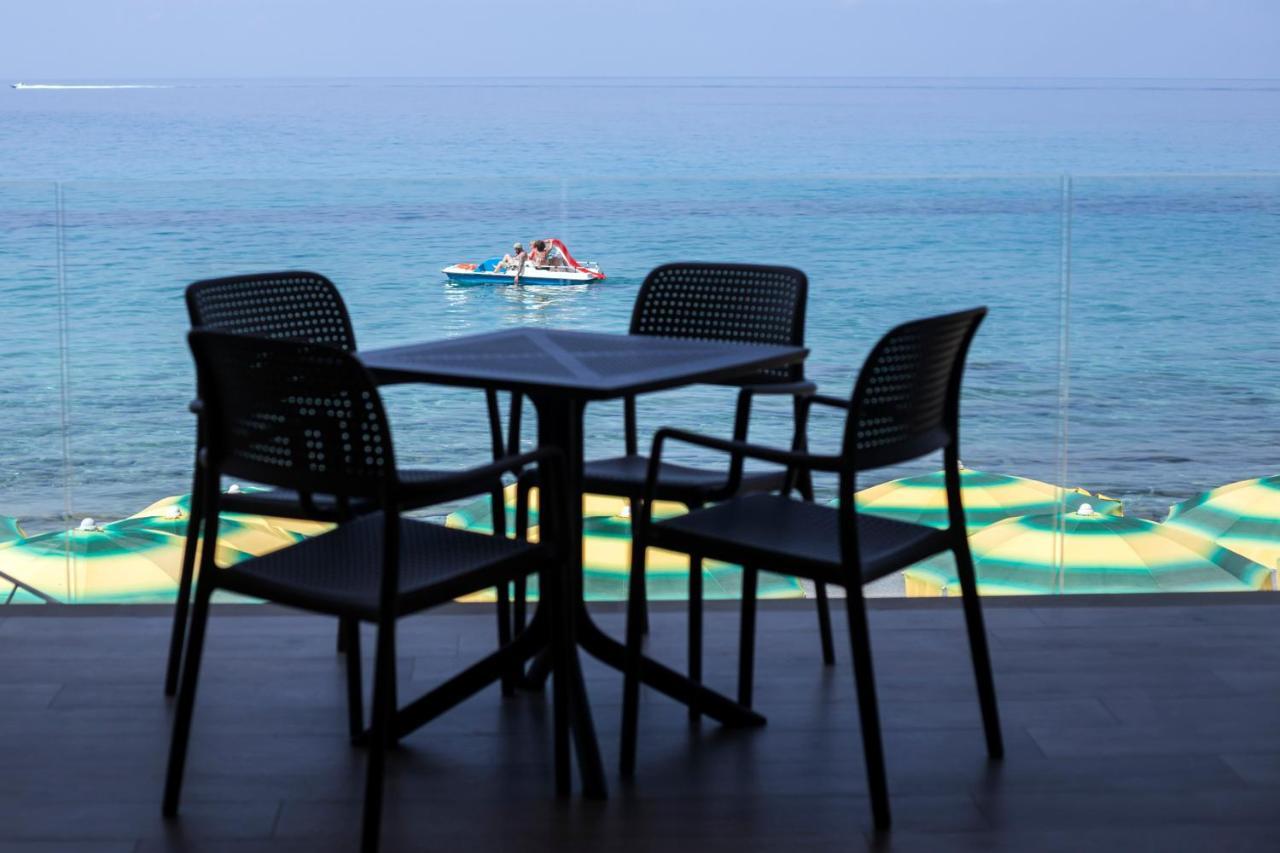 Villaggio Albergo Da Ciccio Sul Mare Capo Vaticano Exterior foto